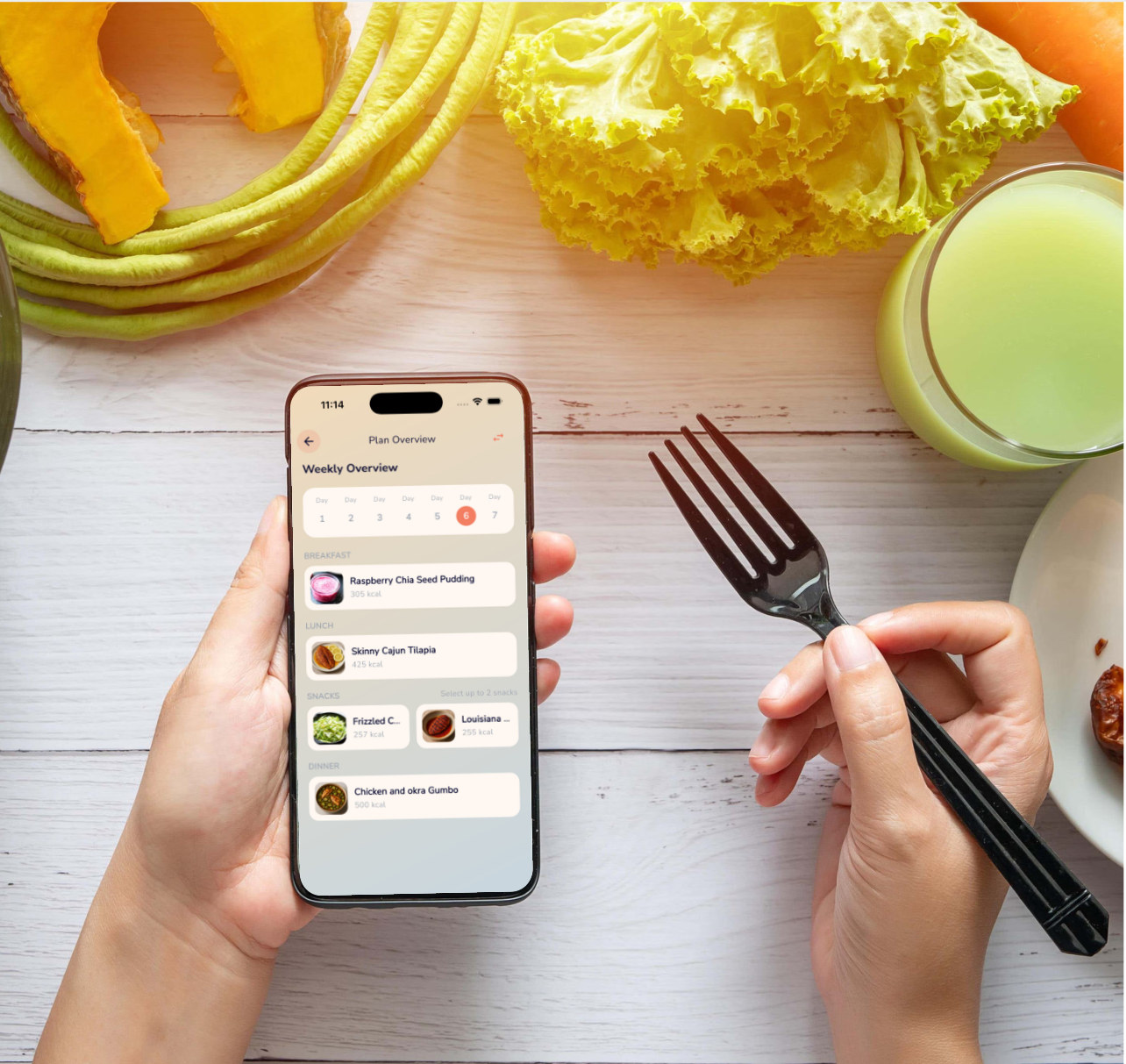 Person reviewing their weekly meal plan in the Nobese app